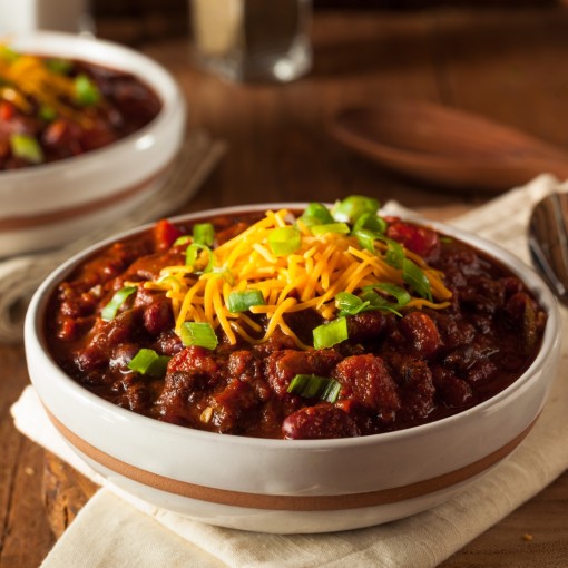 A4. Chili au boeuf chipotlé, riz et nachos